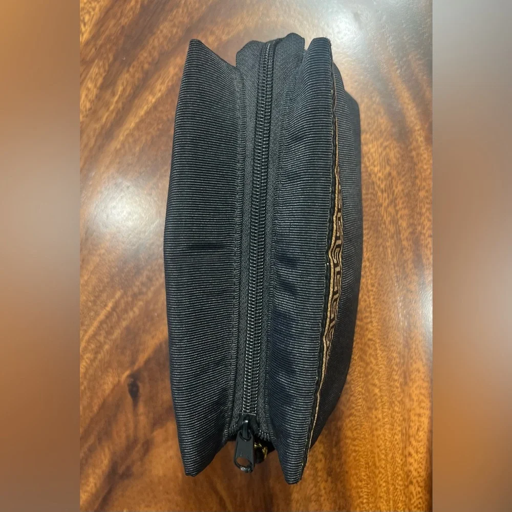 Gianni Versace Porfumi Black and Gold Clutch/ Makeup Bag w Tassel. Blk & Gold - Picture 5 of 11